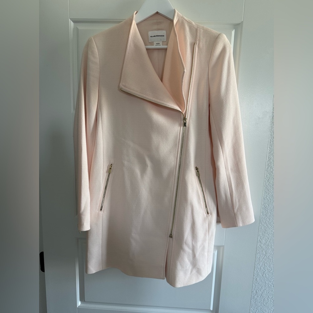 Club Monaco Women’s Silk Long Blazer Jacket in Soft Pink, Small